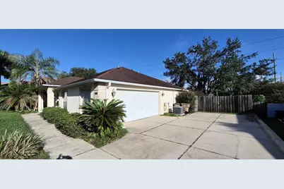 10037 Crenshaw Circle, Clermont, FL 34711 - Photo 11