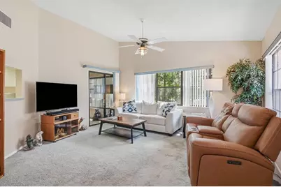 6810 Plumleaf Court, Spring Hill, FL 34606 - Photo 5