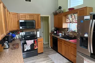8459 W Oak St, Crystal River, FL 34428 - Photo 13