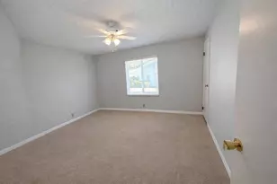 25308 Casa Del Lago Ln, Leesburg, FL 34748 - Photo 17