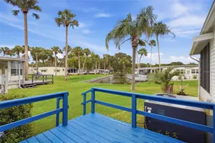 33 Cocos Plumosa Dr, Eustis, FL 32726 - Photo 3
