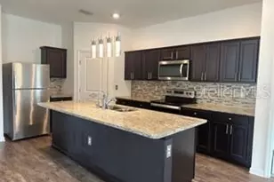 16119 Florets Dr, Groveland, FL 34736 - Photo 5