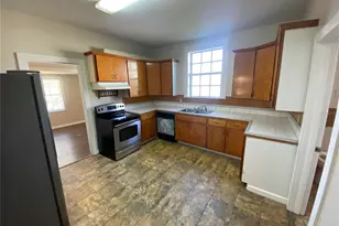 902 S Grove St, Eustis, FL 32726 - Photo 5