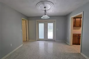 25601 Laylaine Dr, Astatula, FL 34705 - Photo 13