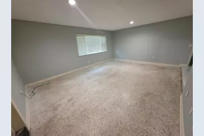 25601 Laylaine Drive, Astatula, FL 34705 - Photo 9