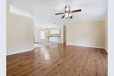 25524 Belle Helene, Leesburg, FL 34748 - Photo 9