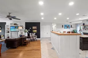 2827 Hammock Grove Rd, Groveland, FL 34736 - Photo 17