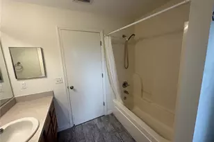 809 Dennis Ave, Fruitland Park, FL 34731 - Photo 13