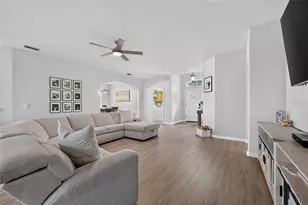 3850 Beacon Ridge Way, Clermont, FL 34711 - Photo 7