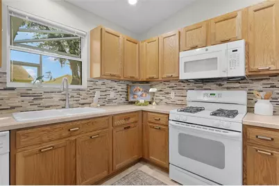 3499 Auburndale Avenue, The Villages, FL 32162 - Photo 17
