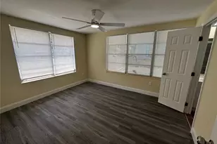 1610 Crest Ave, Leesburg, FL 34748 - Photo 7