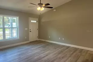 10119 N Dyal Dr, Dunnellon, FL 34434 - Photo 9