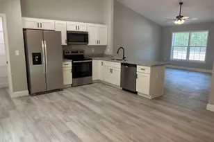 10119 N Dyal Dr, Dunnellon, FL 34434 - Photo 13