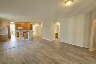 15317 Markham Dr, Clermont, FL 34714 - Photo 11