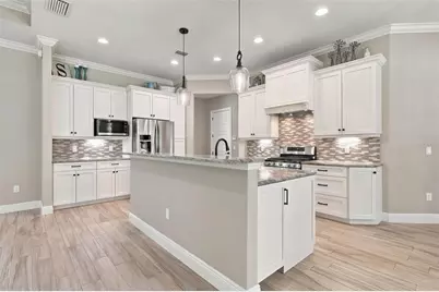 10594 NE 104th Circle, Oxford, FL 34484 - Photo 15