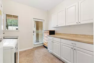 1212 Avenida De Las Casas, The Villages, FL 32159 - Photo 11