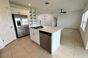 33981 Sky Blossom Cir, Leesburg, FL 34788 - Photo 7