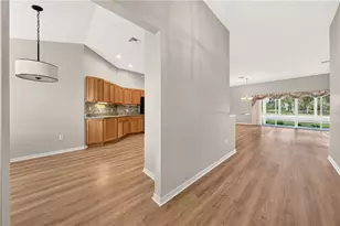 2224 Margarita Dr, The Villages, FL 32159 - Photo 3