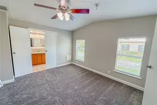 13708 Palm Dr, Astatula, FL 34705 - Photo 9