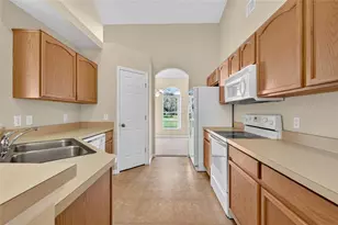 36731 Tropical Wind Ln, Grand Island, FL 32735 - Photo 15