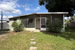 26139 Rose Ln, Astatula, FL 34705 - Photo 3