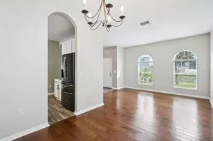 542 Groves End Ln, Winter Garden, FL 34787 - Photo 9