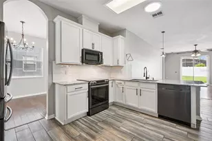 542 Groves End Ln, Winter Garden, FL 34787 - Photo 13