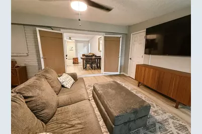 7413 Lakeshore Drive, Tampa, FL 33604 - Photo 13