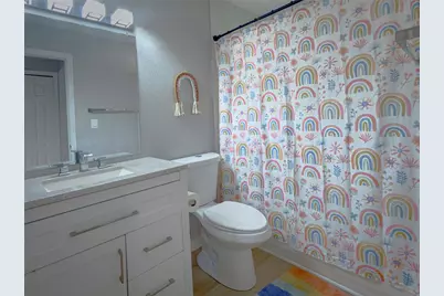 7413 Lakeshore Drive, Tampa, FL 33604 - Photo 7