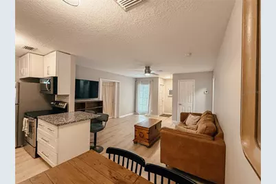 7413 Lakeshore Drive, Tampa, FL 33604 - Photo 3