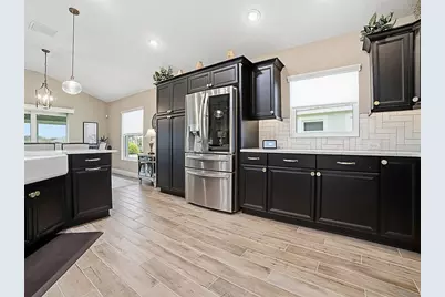 3075 Licciardello Path, The Villages, FL 32163 - Photo 9
