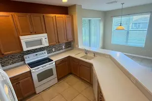 4576 Barbados Loop, Clermont, FL 34711 - Photo 11