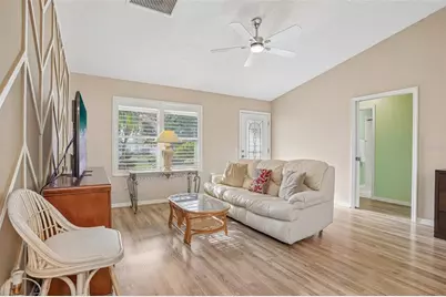 928 Eastmont Court, The Villages, FL 32162 - Photo 7