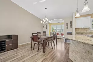 928 Eastmont Ct, The Villages, FL 32162 - Photo 9