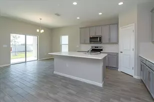 2914 Supermarine Rd, Tavares, FL 32778 - Photo 7