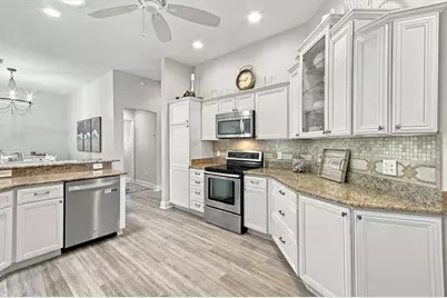 958 Long Leaf Lane, The Villages, FL 32163 - Photo 7