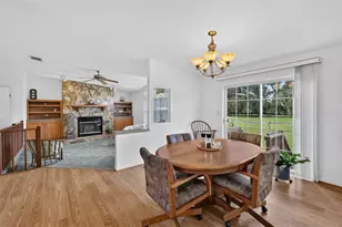 12040 SE 94th Ct, Belleview, FL 34420 - Photo 13