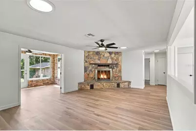 1521 N Lakeview Avenue, Leesburg, FL 34748 - Photo 5
