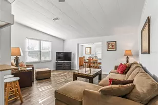1619 W Schwartz Blvd, The Villages, FL 32159 - Photo 9