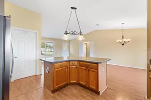 3357 Woodridge Dr, The Villages, FL 32162 - Photo 11
