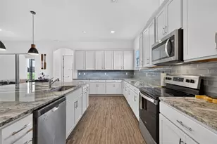 30308 Island Club Dr, Tavares, FL 32778 - Photo 19