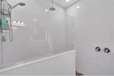 30308 Island Club Drive, Tavares, FL 32778 - Photo 29