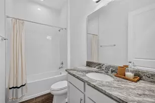 30308 Island Club Dr, Tavares, FL 32778 - Photo 33