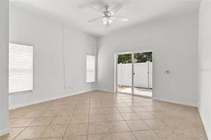 12386 NE 50th View, Oxford, FL 34484 - Photo 7