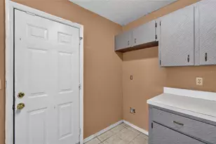 902 Talladega St, Leesburg, FL 34748 - Photo 7