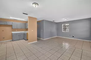 902 Talladega St, Leesburg, FL 34748 - Photo 5