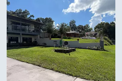 521 E Mirror Lake Drive, Fruitland Park, FL 34731 - Photo 3