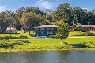521 E Mirror Lake Dr, Fruitland Park, FL 34731 - Photo 1