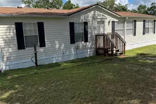 217 Longview Ave, Lady Lake, FL 32159 - Photo 1