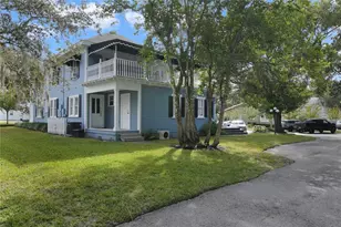 851 N Donnelly St, Mount Dora, FL 32757 - Photo 1